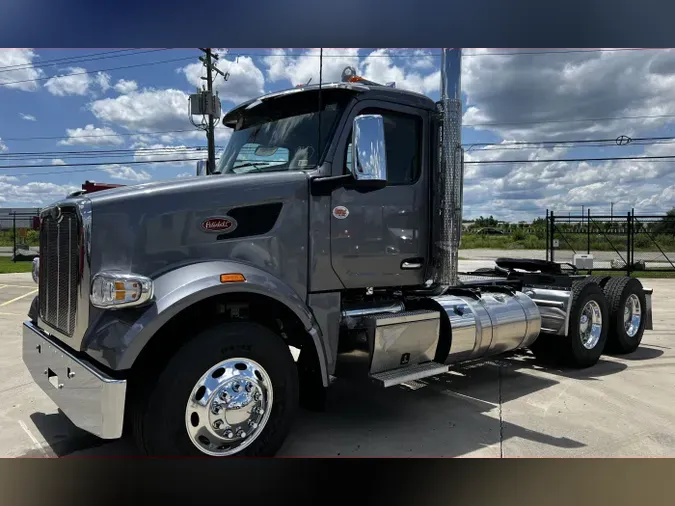 2025 Peterbilt 567