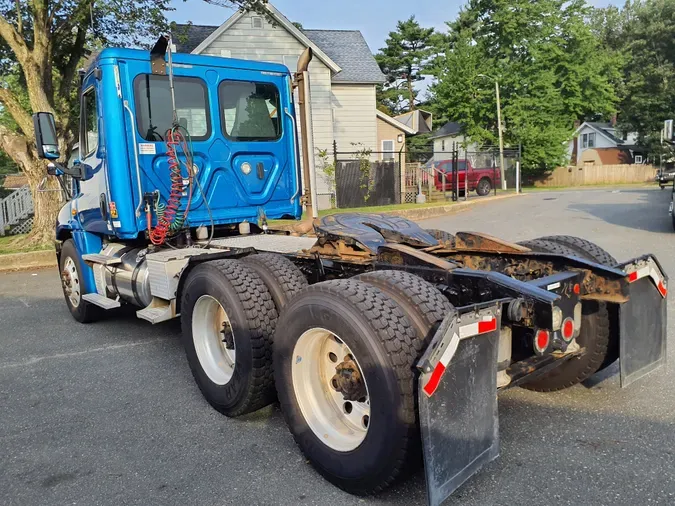 2018 FREIGHTLINER/MERCEDES CASCADIA 125