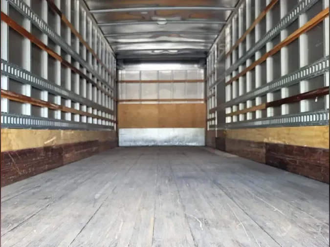 2019 FREIGHTLINER/MERCEDES M2 106