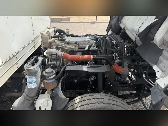 2019 ISUZU NPR HD