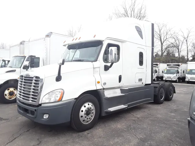 2019 FREIGHTLINER/MERCEDES CASCADIA 12546f3a6b85320ef358e8707d88039d97b