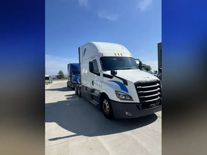2022 Freightliner Cascadia46f3d3e6147c2bf8d7097684301087e5