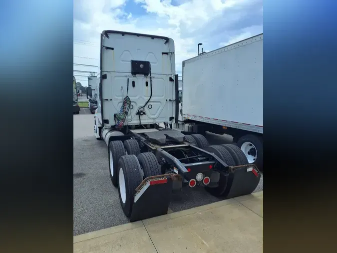 2019 FREIGHTLINER CASCADIA 125