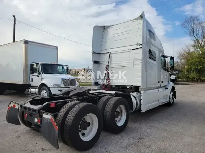 2019 VOLVO VNL64T760