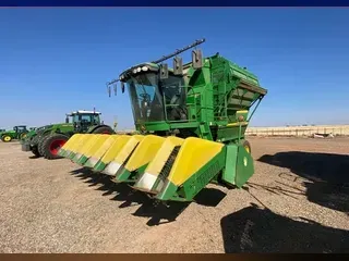 2006 John Deere 7460