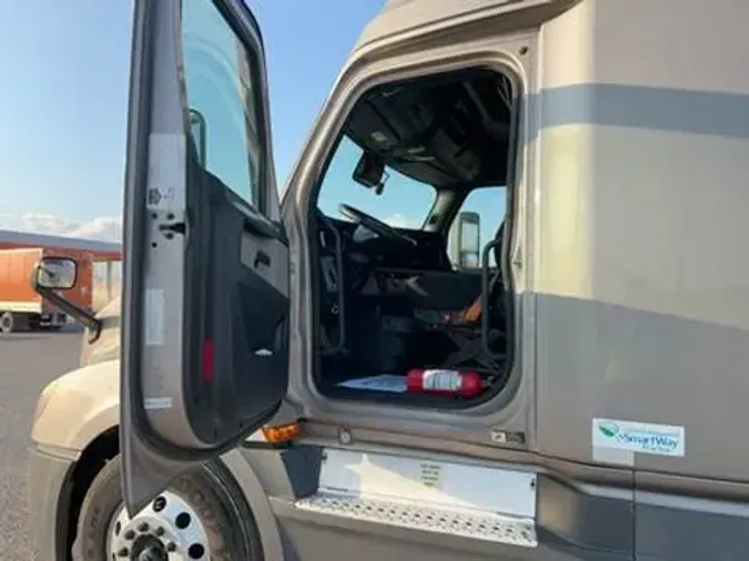 2021 Freightliner Cascadia