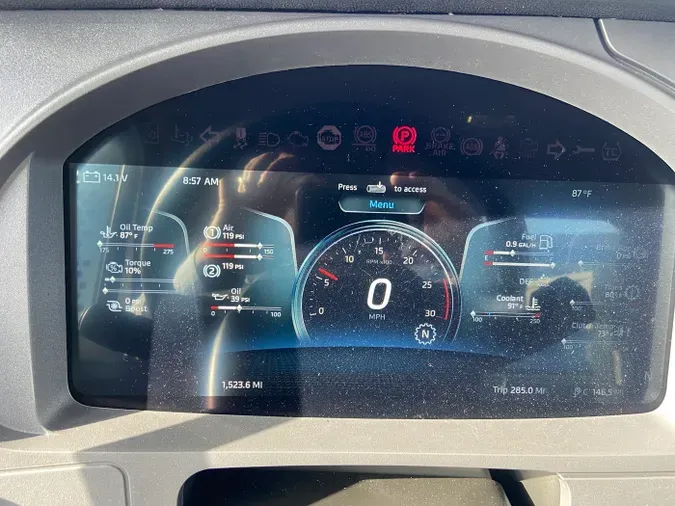 2026 Kenworth T88046fca67d1957fcf34ec38d7d630eda21