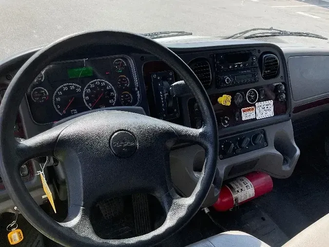 2017 Freightliner M2