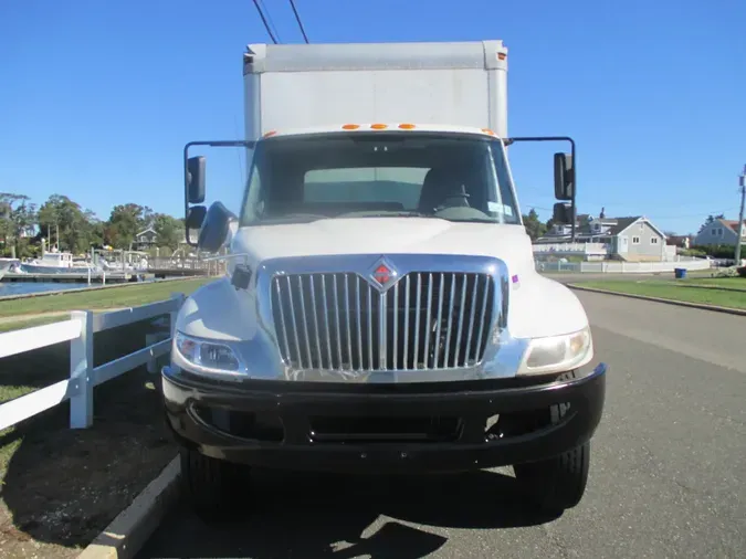 2016 INTERNATIONAL 4300