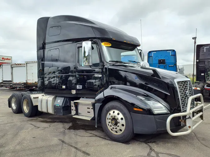 2019 VOLVO VNL64T-760