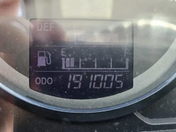 2016 HINO 338 Derated