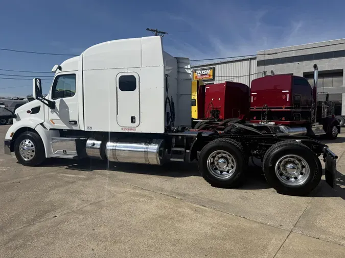 2022 Peterbilt 579