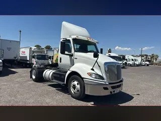 2020 NAVISTAR INTERNATIONAL RH613 DAYCAB S/A