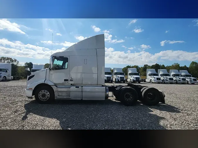 2019 Volvo VNL 740