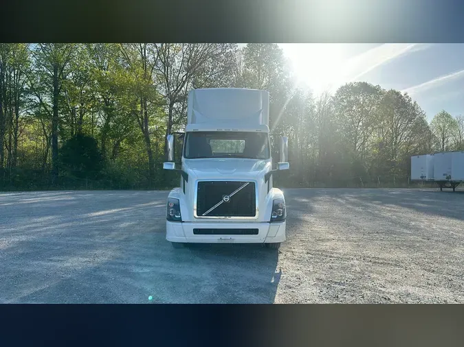 2016 Volvo VNL300