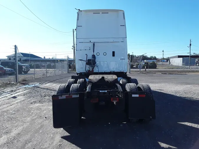 2020 NAVISTAR INTERNATIONAL LT625 SLPR CAB