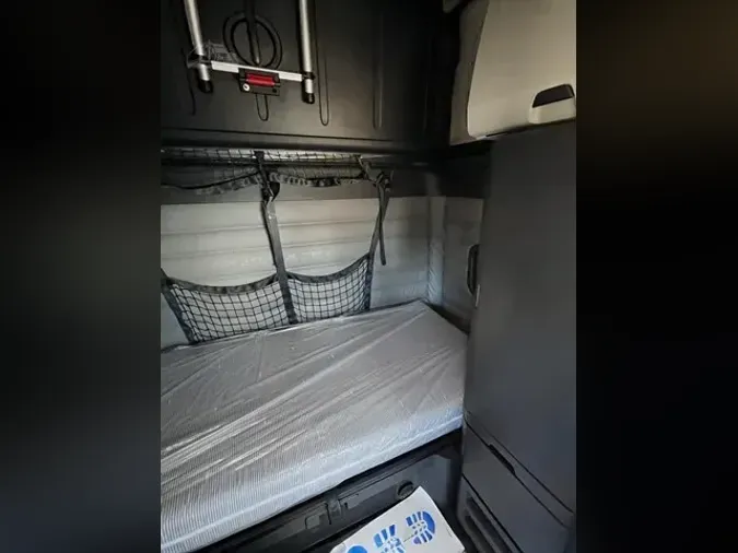 2024 FREIGHTLINER CASCADIA 126