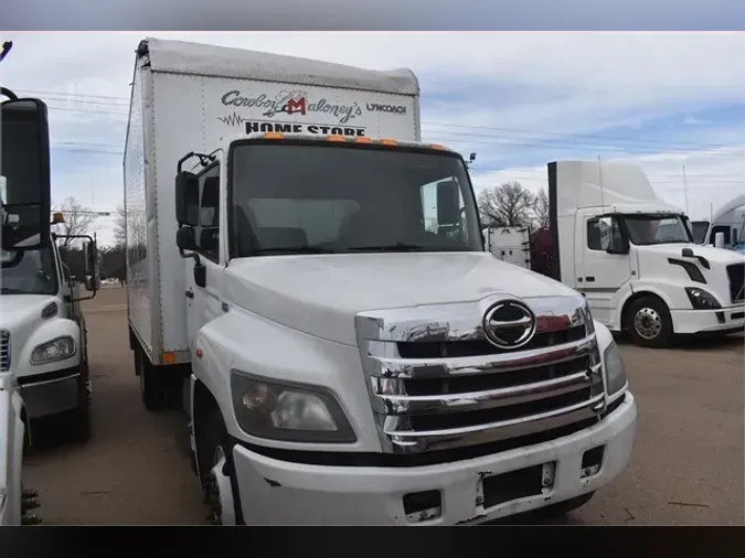 2018 HINO 268