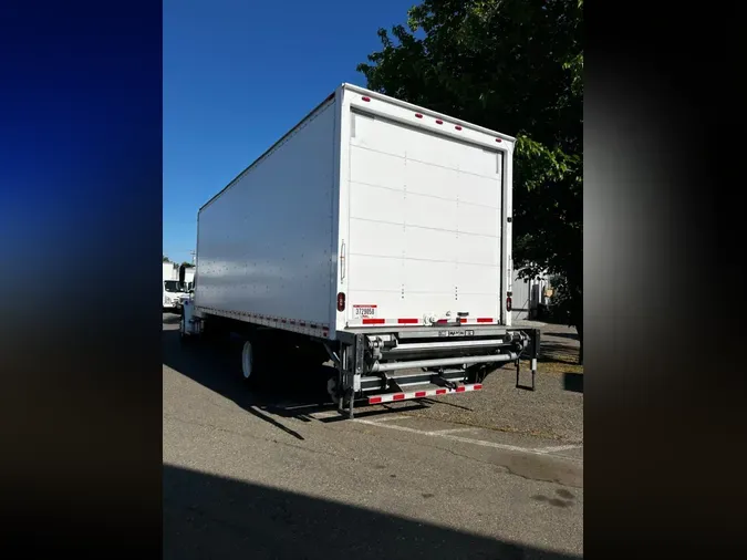 2019 FREIGHTLINER/MERCEDES M2 106