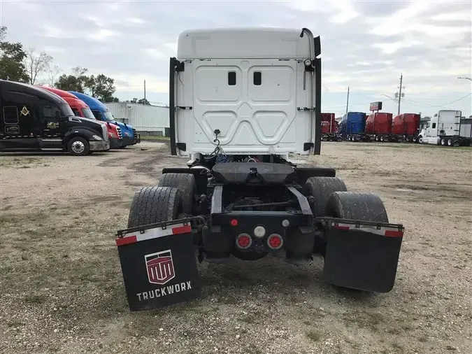 2015 FREIGHTLINER CASCADIA