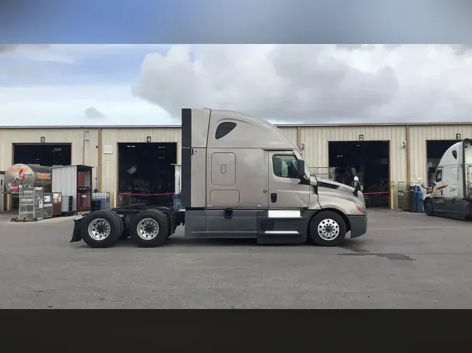 2023 Freightliner Cascadia 1264726af52e9881005e75ddec53eba0a28