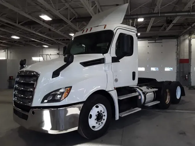 2019 FREIGHTLINER/MERCEDES NEW CASCADIA PX126644726ee888e312ad51c3031bf19ef3309