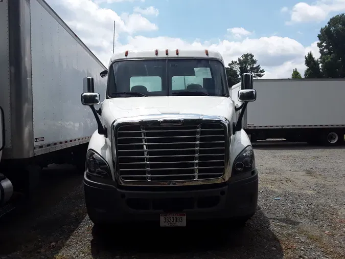 2018 FREIGHTLINER/MERCEDES CASCADIA 113