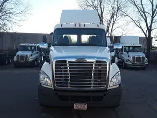 2016 Freightliner CASCADIA 125