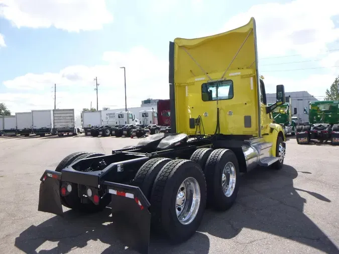 2021 Peterbilt 579