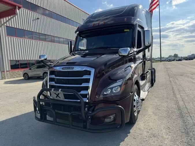 2024 Freightliner CASCADIA 126472a84445b5bb4a0451334e38da3da33