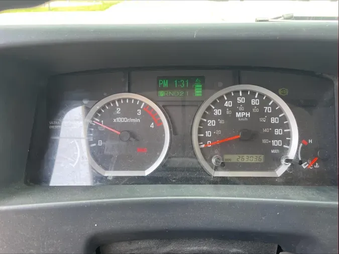 2016 Isuzu NRR