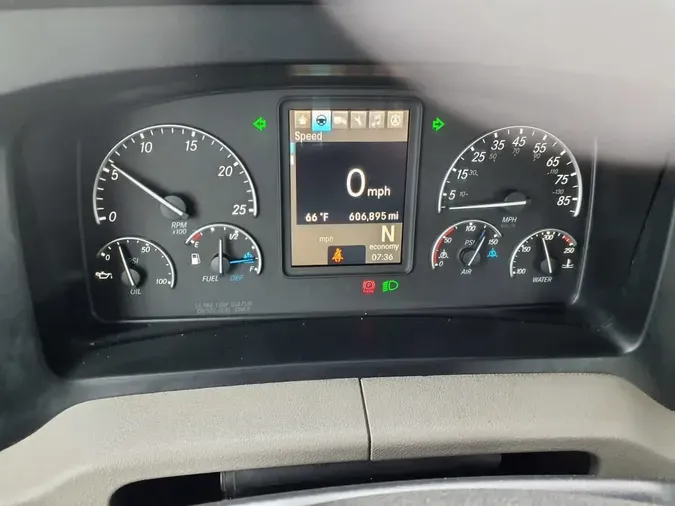 2019 FREIGHTLINER NEW CASCADIA PX12664