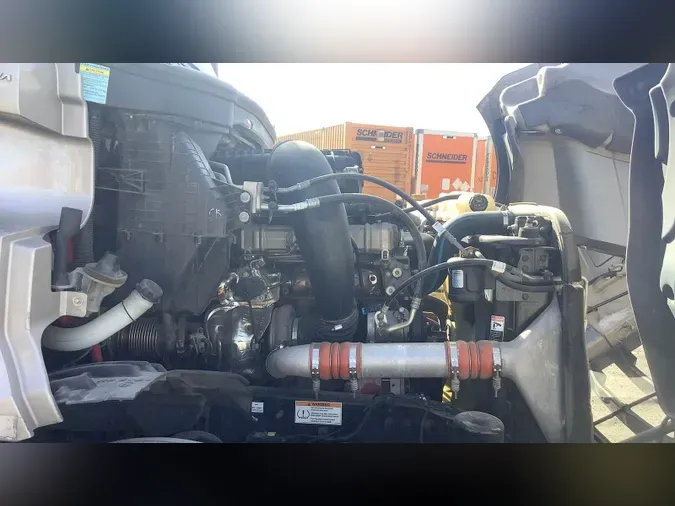 2022 Freightliner Cascadia 1264735b213e631f0ea58f7703c661fd439