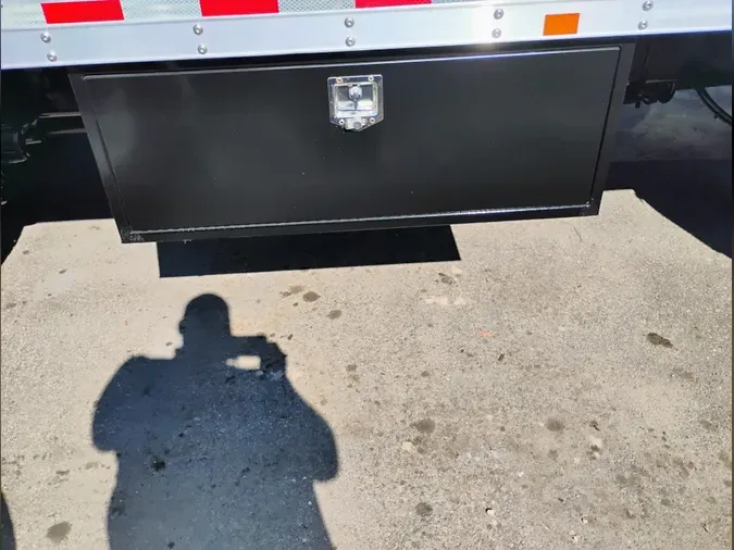 2020 Peterbilt 3374735e25d4b05d198060a5e82091f1119