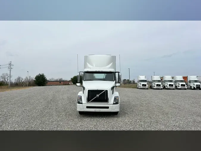 2018 Volvo VNL300