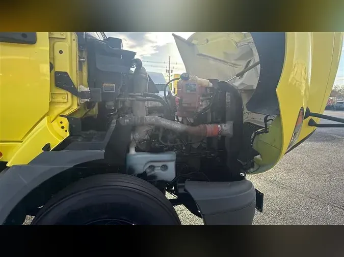 2018 INTERNATIONAL RH613