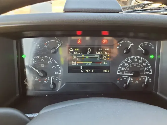 2019 VOLVO VNL64T-760