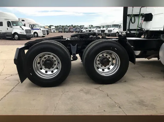 2022 INT LT625 6x4