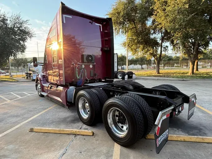 2022 Kenworth T680