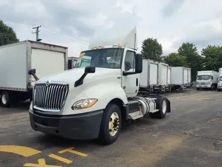 2021 NAVISTAR INTERNATIONAL LT625 DAYCAB S/A