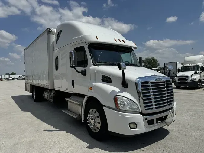 2016 Freightliner Cascadia