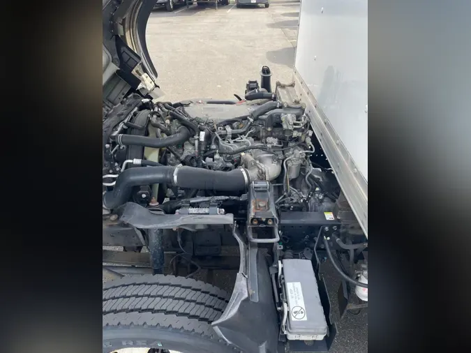 2020 ISUZU NPR HD