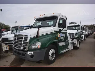 2013 FREIGHTLINER CASCADIA 125