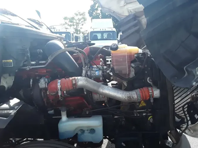 2019 NAVISTAR INTERNATIONAL LT625 DAYCAB T/A