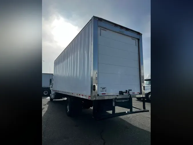 2020 FREIGHTLINER/MERCEDES M2 106