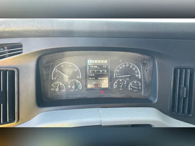 2019 Freightliner Cascadia 126