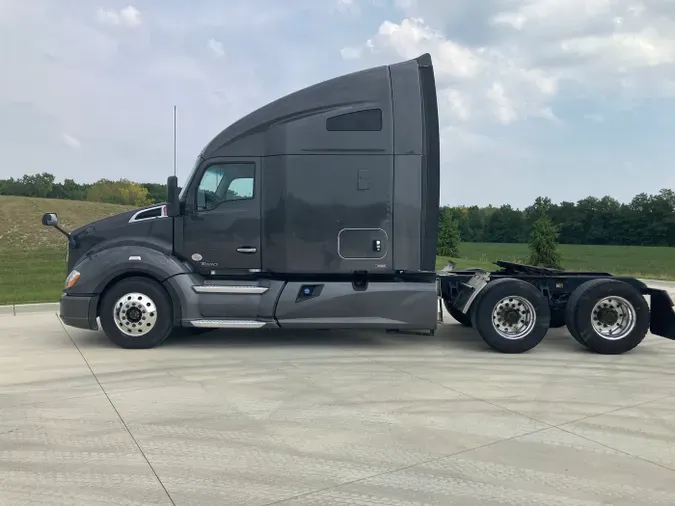 2020 Kenworth T680