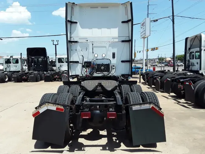 2019 NAVISTAR INTERNATIONAL LT625 SLPR CAB