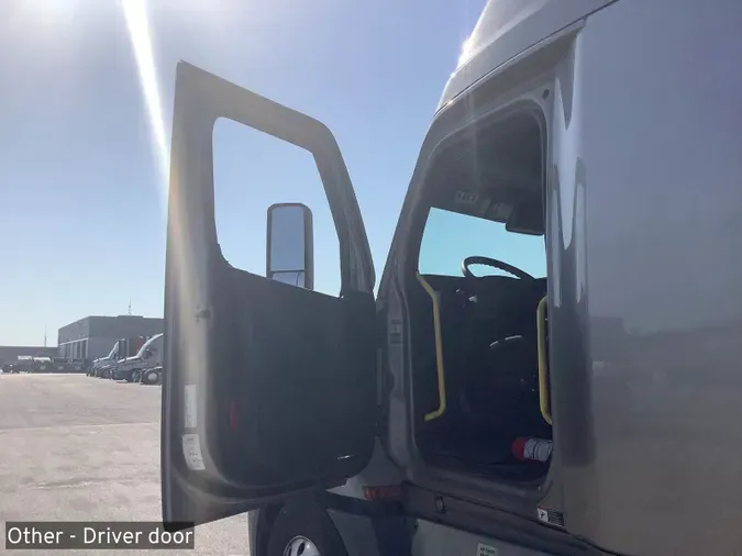 2023 Freightliner Cascadia