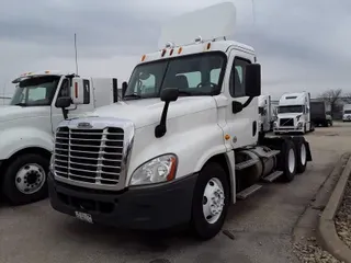 2014 Freightliner CASCADIA 125